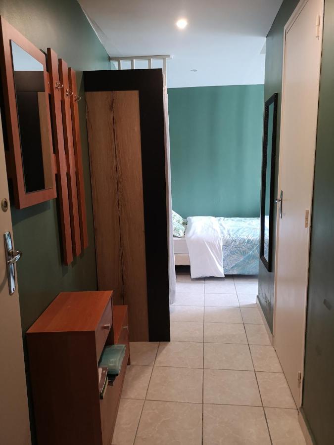 Chez Cathe Apartment Rieux-Minervois ภายนอก รูปภาพ
